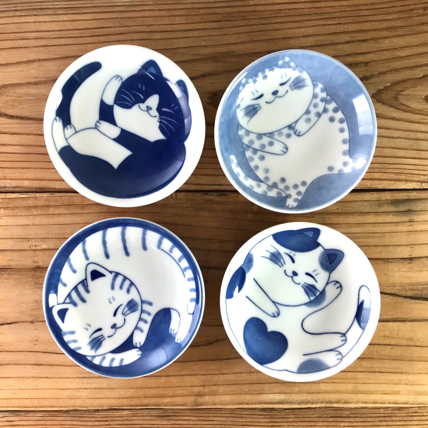 【25%OFF】特価品 軽量にゃん小皿 4柄