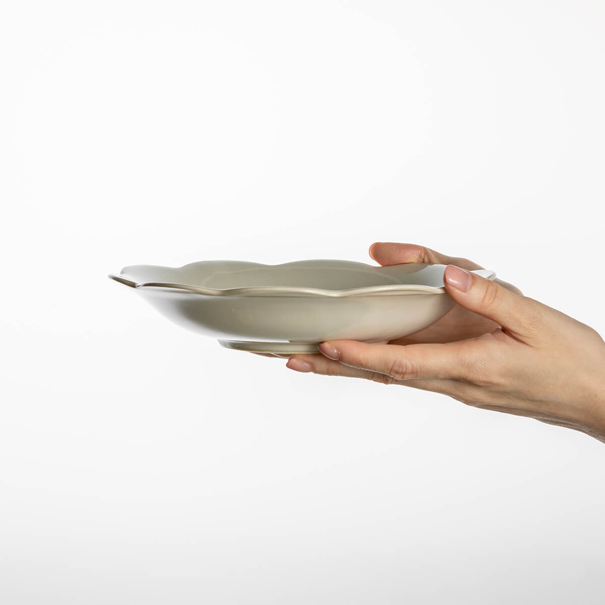 【25%OFF】白うのふ 花型21cm深皿 2枚セット