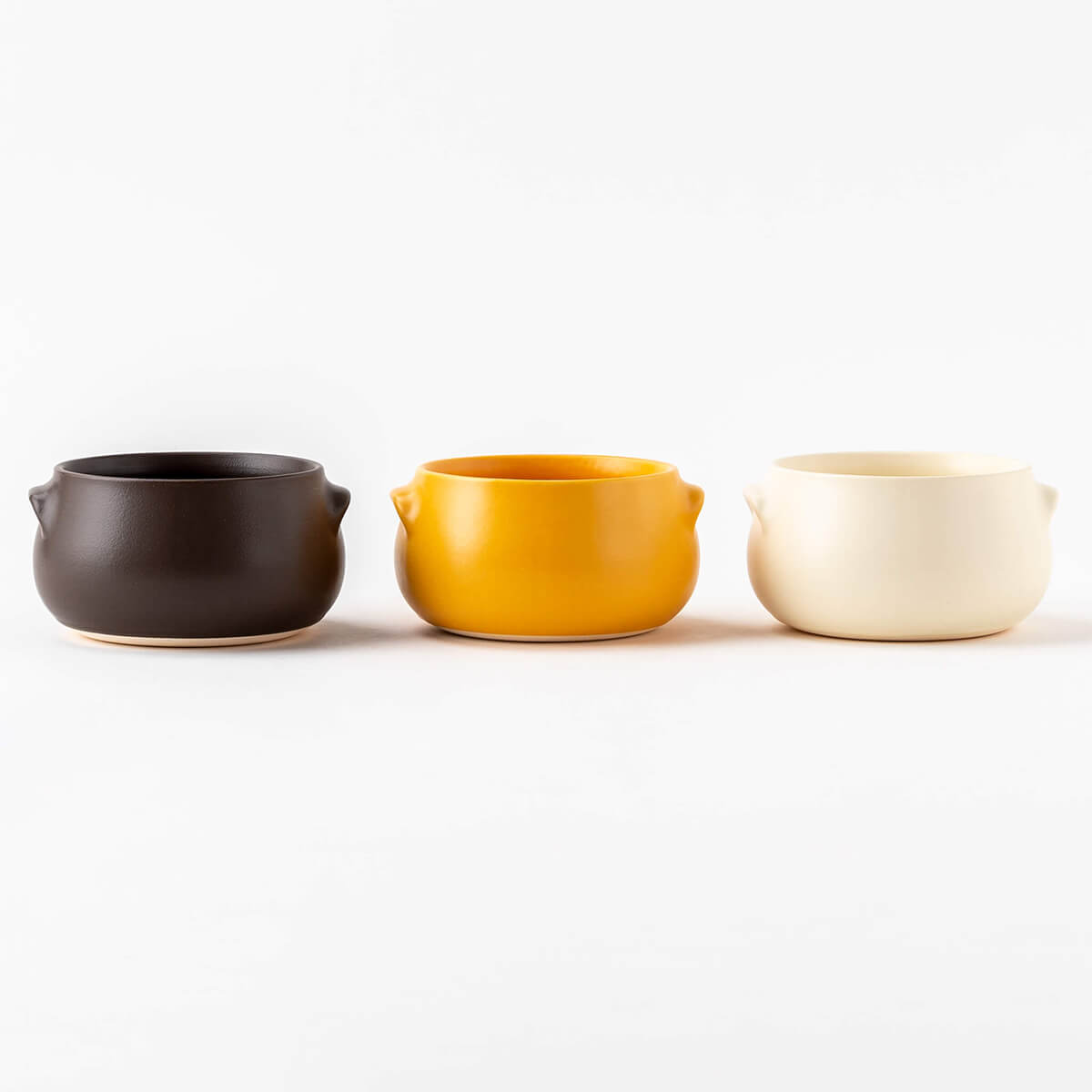【22%OFF】特価品 直火対応 スープボウル3個セット ほっこりとしたかわいいかたち アイボリー/イエロー/ブラウン