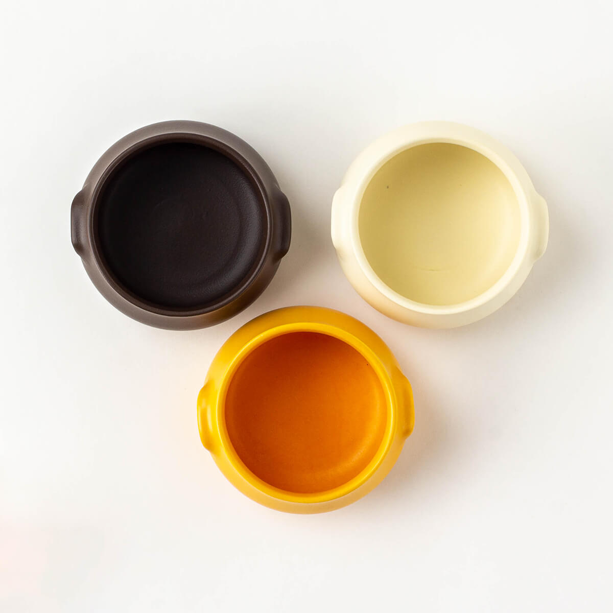 【22%OFF】特価品 直火対応 スープボウル3個セット ほっこりとしたかわいいかたち アイボリー/イエロー/ブラウン