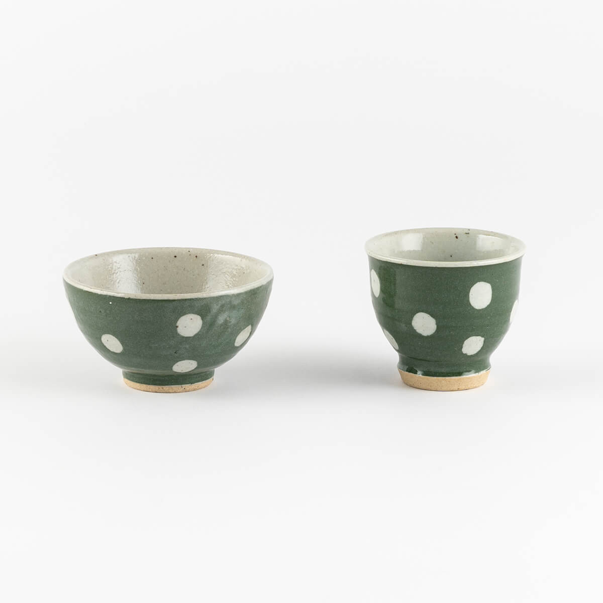 水玉 茶碗と湯呑のセット 陶器 グリーン おうちカフェ 和食器 ドット