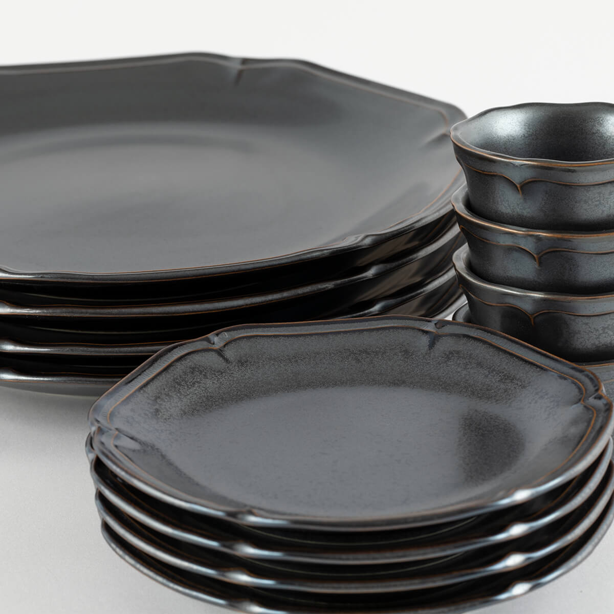 【20%OFF】特価品 大皿 取り皿 ココット 各4枚 12枚 食器セット ブラック ティーク