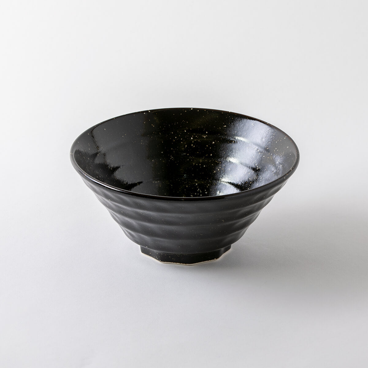 黒ゆず鳴門型6.5ラーメン丼 – 陶土う庵