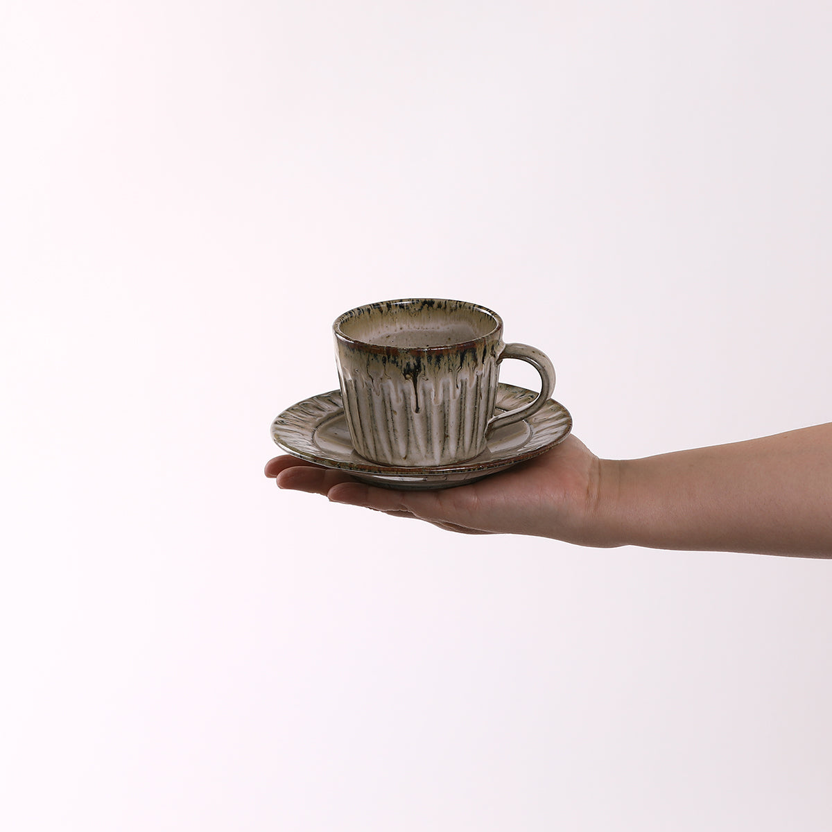 黒乳流し コーヒー碗皿