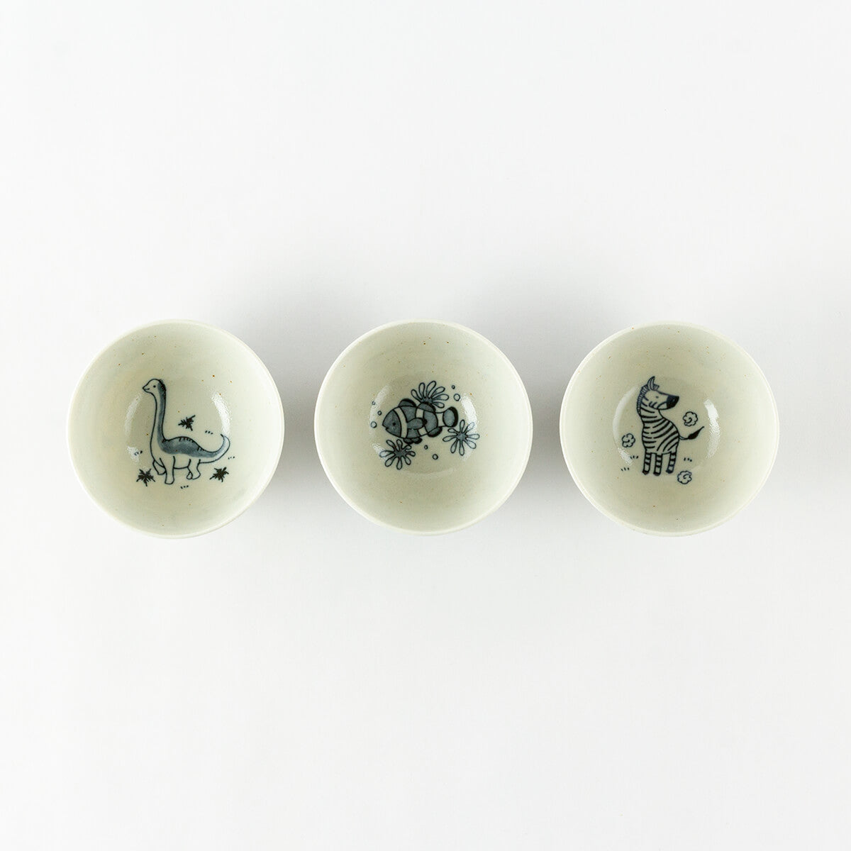 【33%OFF】特価品 ほのぼの生き物図鑑 茶碗 3点