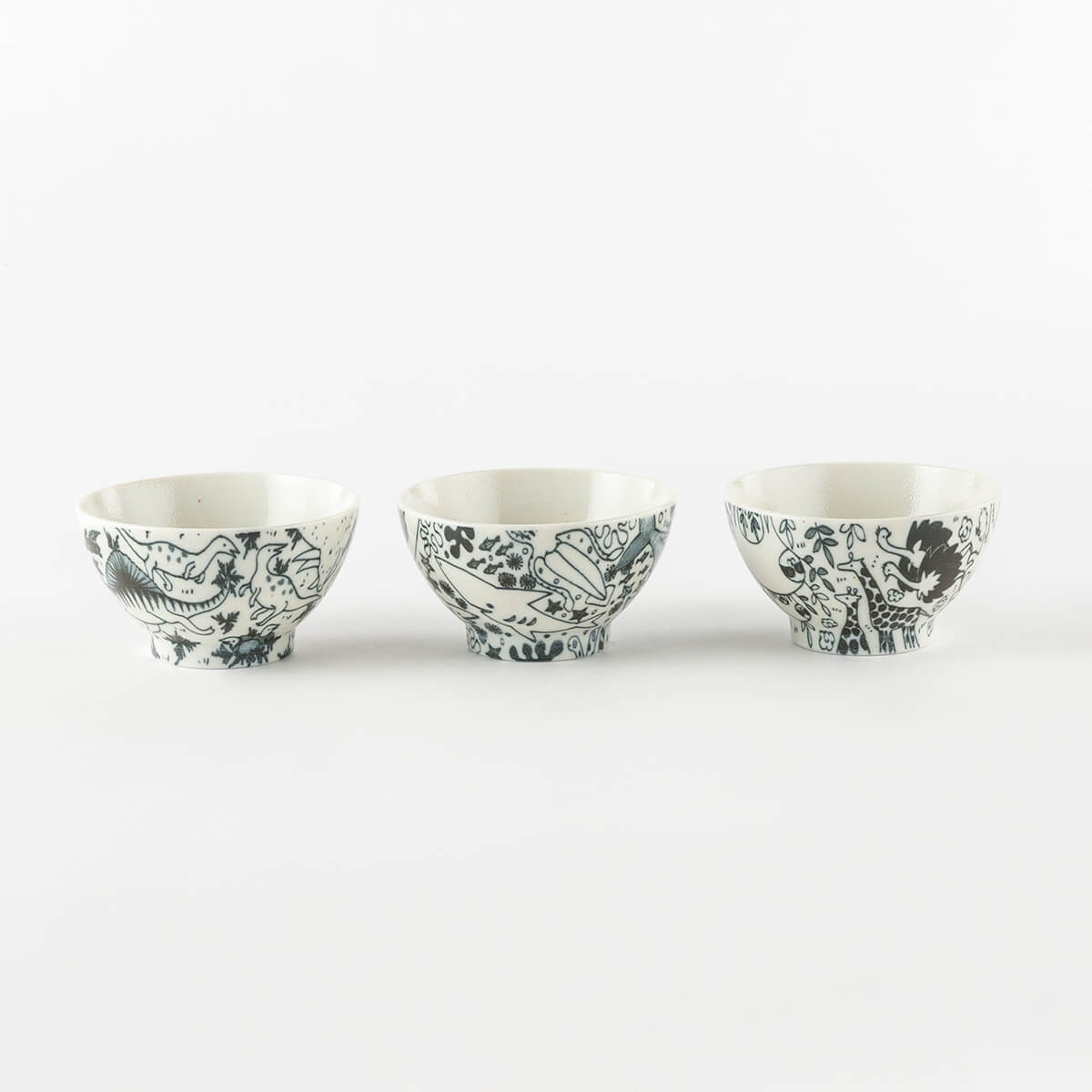 【33%OFF】特価品 ほのぼの生き物図鑑 茶碗 3点
