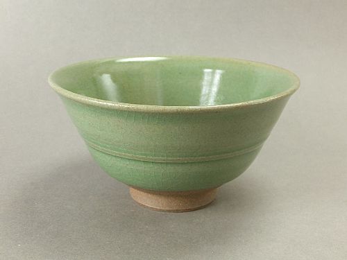 【雅山窯】高麗青磁茶碗(桐箱)