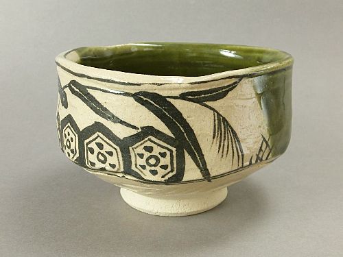 【雅山窯】織部茶碗(桐箱)