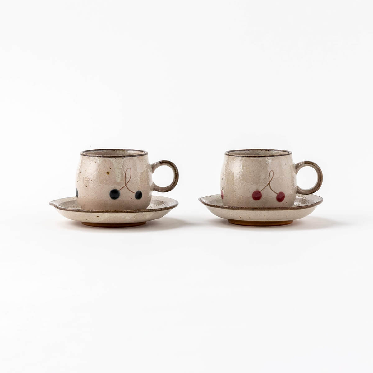 さくらんぼ 土物コーヒーカップ&ソーサー 2色セット