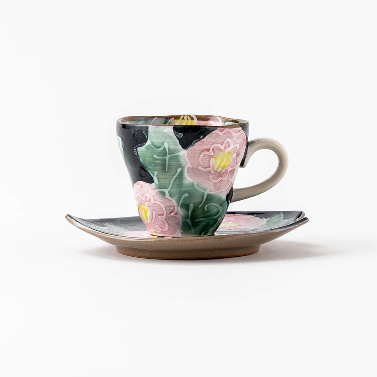 手描き 赤いボタン コーヒー碗皿