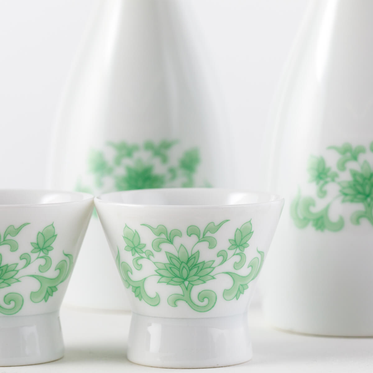 【40%OFF】特価品 豪奢な中華 徳利・盃2個セット