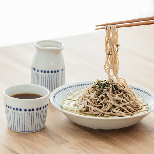 「冷たい麺」を涼しい食器でいただく