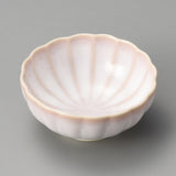 華やぐ小鉢（菊形）3点